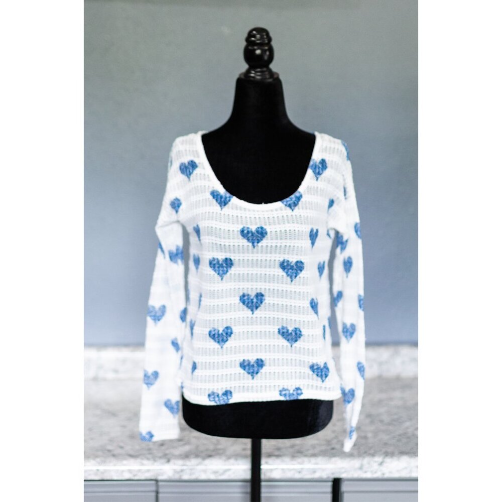 Aeropostale White w/ Blue Hearts Knit Top, Size X-Small
